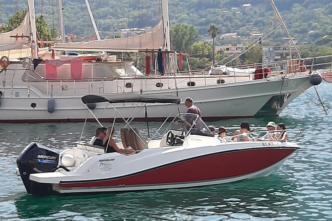 3 Hours Speed Boat tour to the Blue Cave - What a three-hour speedboat ride feels like