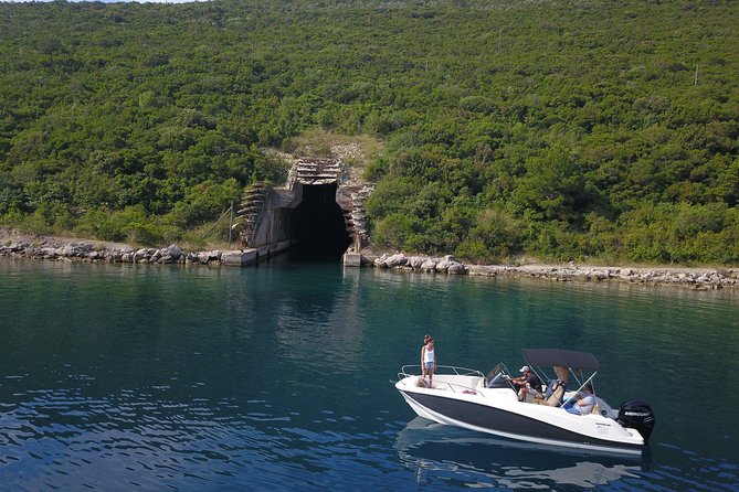 3h-Private Bout: Kotor bay and Blue Cave attraction (Free Drinks) - Our Lady of the Rocks and the short island visit