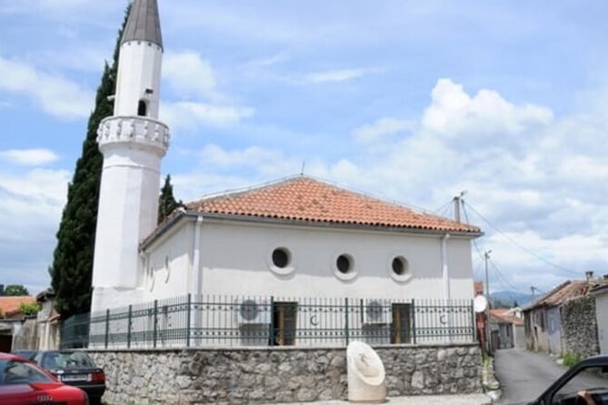 ALBANIA tour - Rozafa, Skadar lake, Niagara waterfalls, Shkodra - Lake Skadar closes the day beside the water
