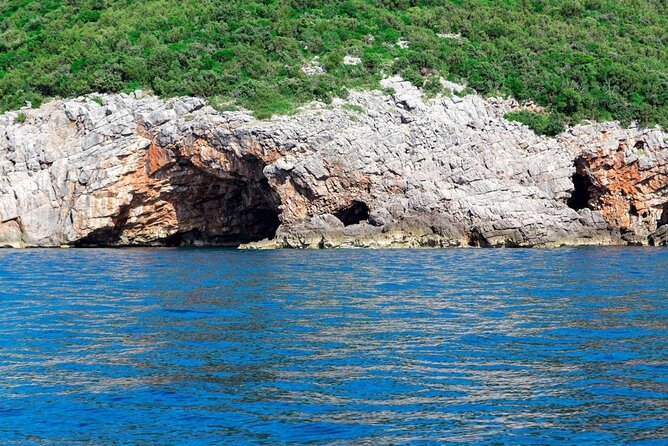 Blue Cave & Perast Boat Tour from Herceg Novi (3h) (1-6 people) - Key points at a glance