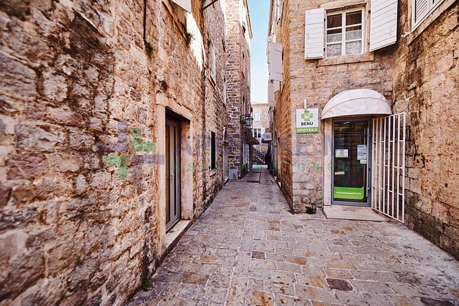 Budva City Tour - Friendly communication and help for different English levels