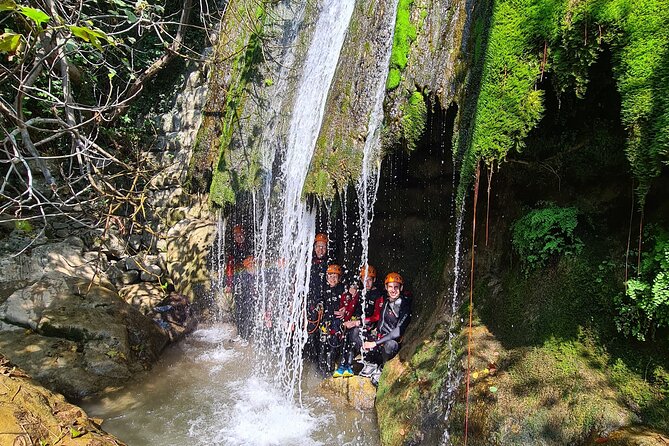 Canyoning Budva Drenovstica - Moving through the 2-kilometer canyon