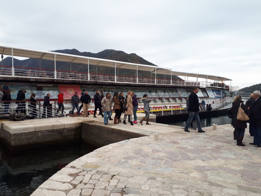 Dubrovnik: Montenegro Day Trip by Bus and Boat - Cruising Montenegro’s fjord-like bay