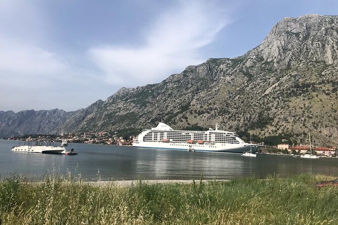 Enjoy Private Transfers by Car or Van from Tivat Airport to Kotor or Budva - Small comforts that matter after a flight