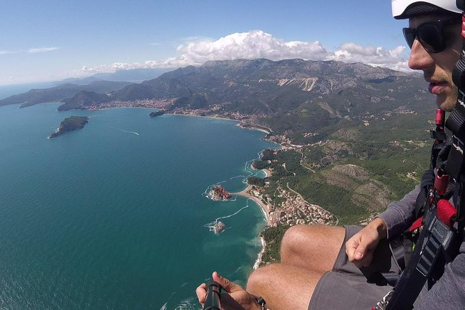 Exclusive Paragliding Montenegro - What the one to one and a half hours includes
