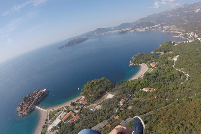 Exclusive Paragliding Montenegro - A private flight gives you more personal attention