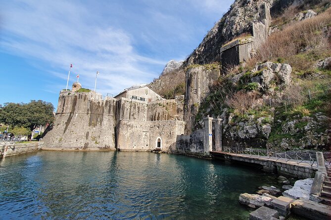 Food, wine and the best private walking tour of Kotor - Timing, heat, and crowds in Kotor