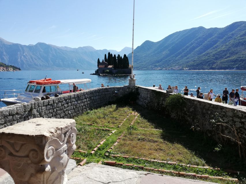 From Dubrovnik: Montenegro, Kotor City Tour - What the guides add to the day