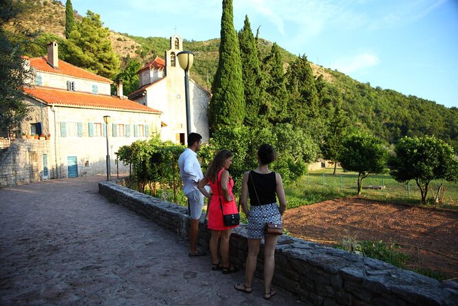 Great tour of coastal monasteries in Budva - Walking on the path of history! - Čelobrdo and the wide view across Budva Bay