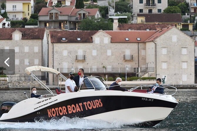 Group Perast & Lady of the Rock tour- 1h30min duration - Thirty minutes in historic Perast