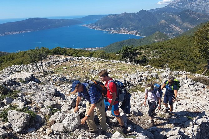 Hiking Vrmac peninsula with panoramic view on Kotor bay - Why the private format matters