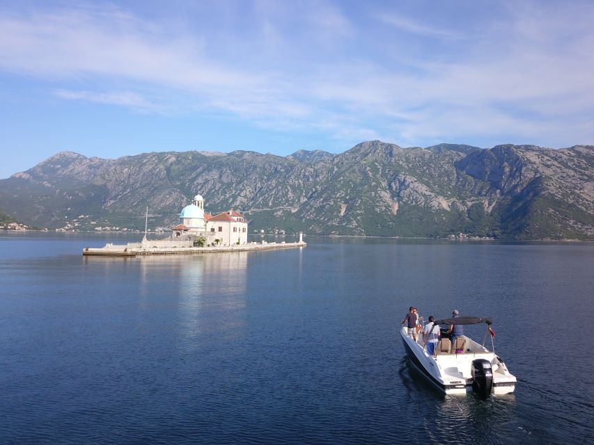 Kotor: Blue Cave, Žanjic Beach Speedboat Tour - The submarine tunnel on the return