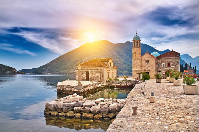 Kotor Fast-Track: Perast Old Town & Our Lady of the Rocks - What the guide experience is really like