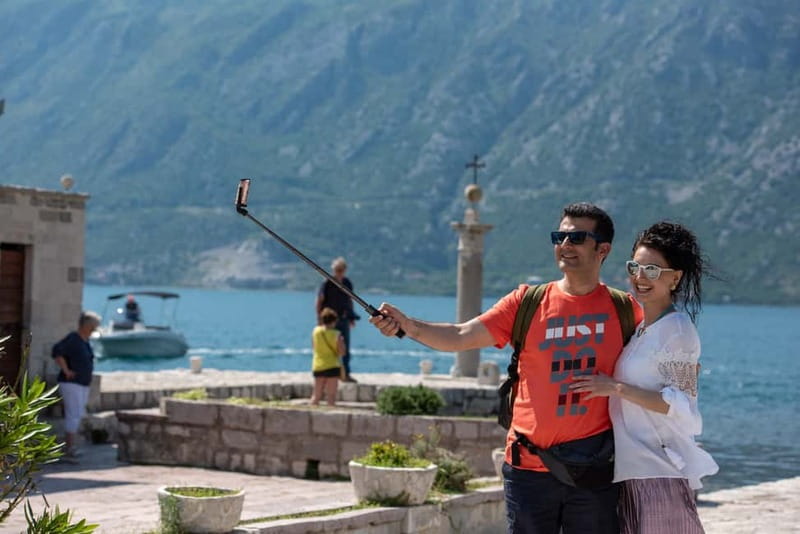 Kotor & Perast: Guided Day Trip From Dubrovnik - Pickup, return, and the Dubrovnik Old Town detail