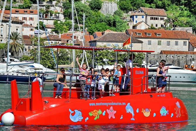 Kotor Red Semi-Submarine Tour: Underwater Cabin Family Adventure - What the Kotor Red Semi-Submarine actually offers
