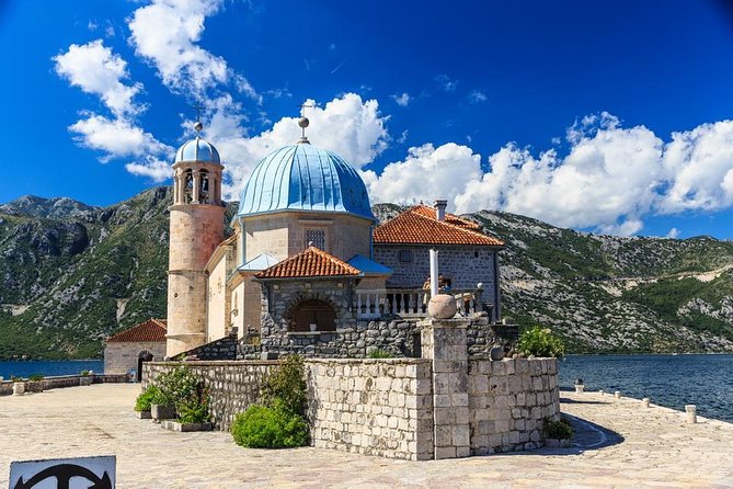Luxury Perast and Njegusi Village Tour - Njegusi ham, cheese, and a smokehouse lesson