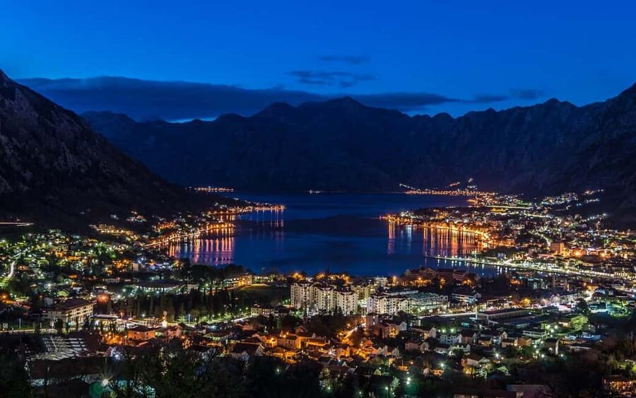 Montenegro & Bosnia 2 Countries in 1 Day Tour from Dubrovnik - Crossing into Montenegro and following the Bay of Kotor