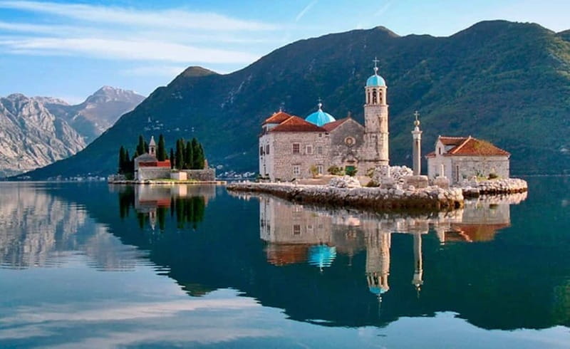 Montenegro Day Trip & Kotor Bay Short Boat Cruise - Crossing From Croatia Into Montenegro