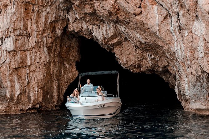 Our Lady of the Rocks and Blue Cave 3 hours tour- ticket tour - Our Lady of the Rocks and its living legend