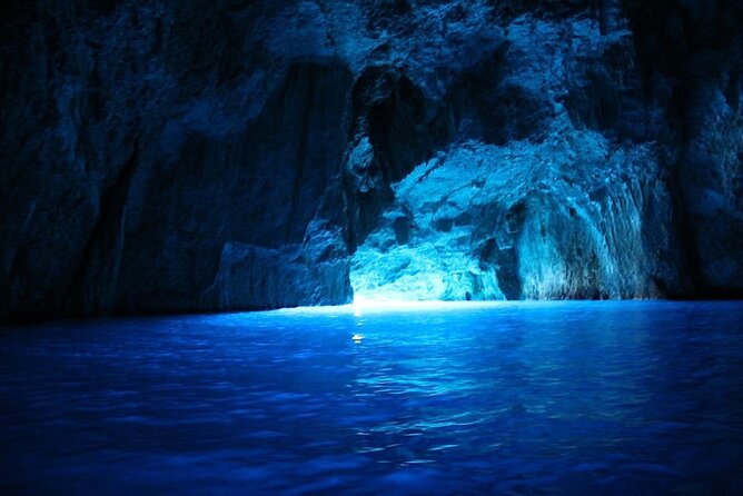 Private Speed Boat Tour to Blue Cave and Our Lady of the Rocks - 3h - Kotor Bay villages and shore views