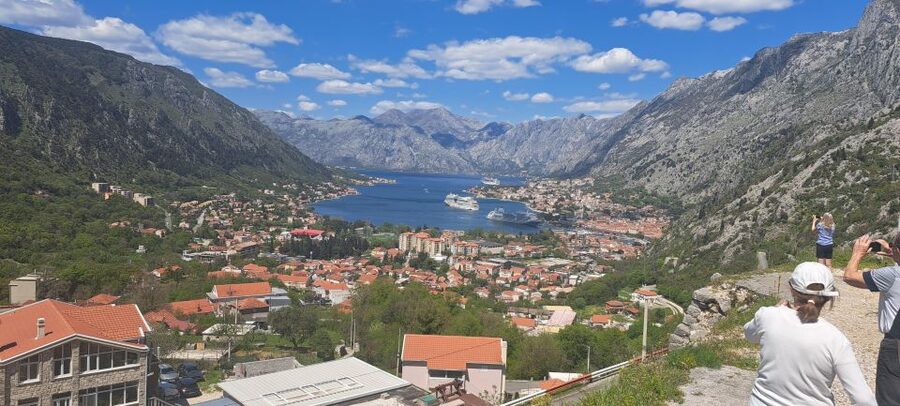 Private Tour: Montenegro Day Trip from Dubrovnik - Budva: seaside walls and free time