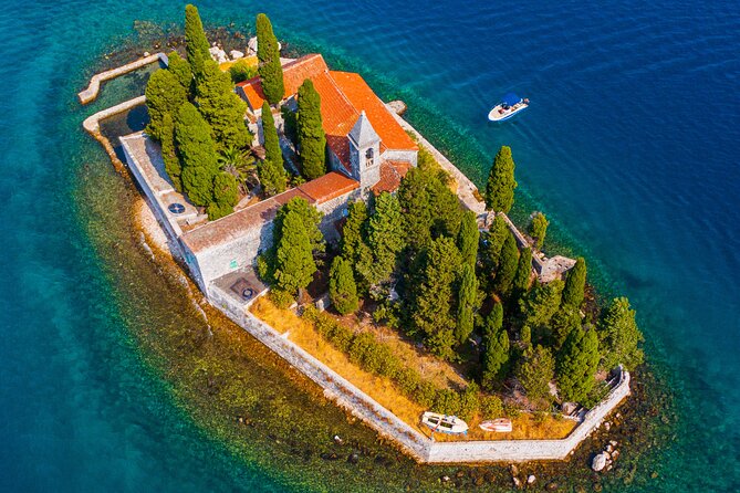 Private tour Perast and Our Lady of the Rocks 1.5h - What the skipper can add to the experience