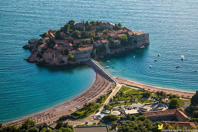 Private Transfer from Budva or Becici to Dubrovnik airport - The two-hour road journey