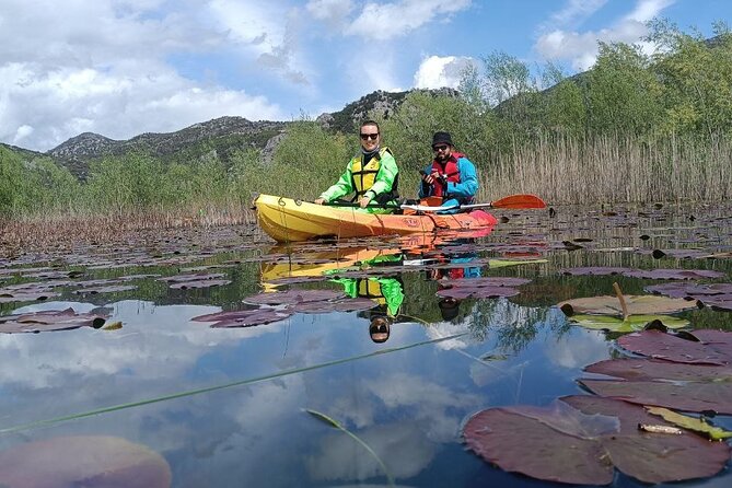 Skadar Lake on kayaks Experience with Spectacular Views - A break in the middle of a demanding day