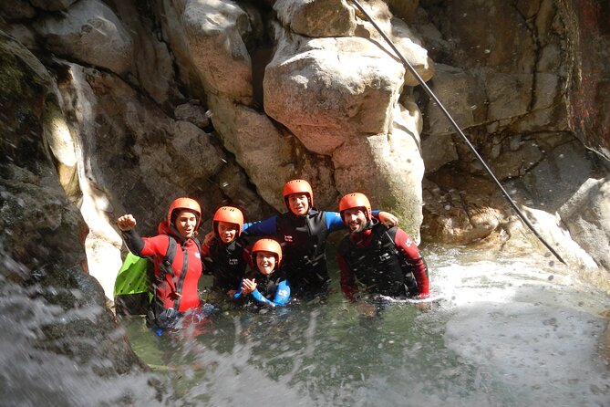 Sveti Stefan canyon - Guides and the value of a small group