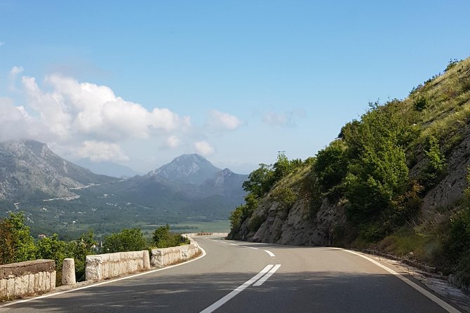 Transfer from Podgorica Airport and city to Tivat - A straightforward ride from Podgorica to Tivat